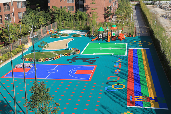 篮球场、幼儿园选择软塑拼装地板可以参考哪些要点？